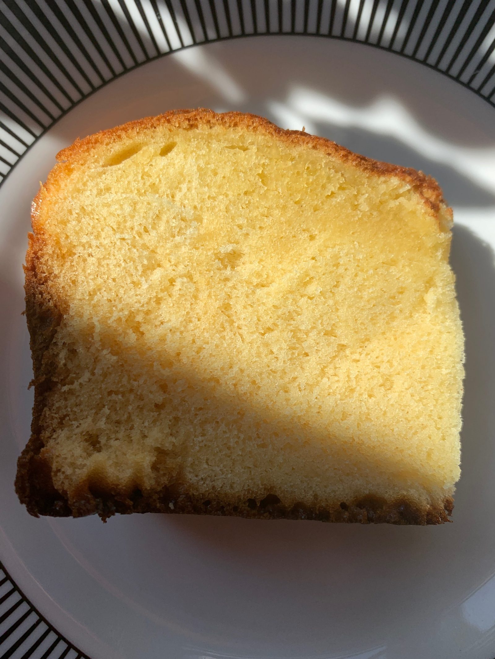 Gâteau aérien au lait concentré sucré