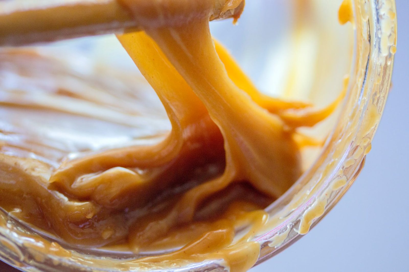 Yaourtière Multi Délices: Crèmes Carambar, Salidou & pépites caramel.