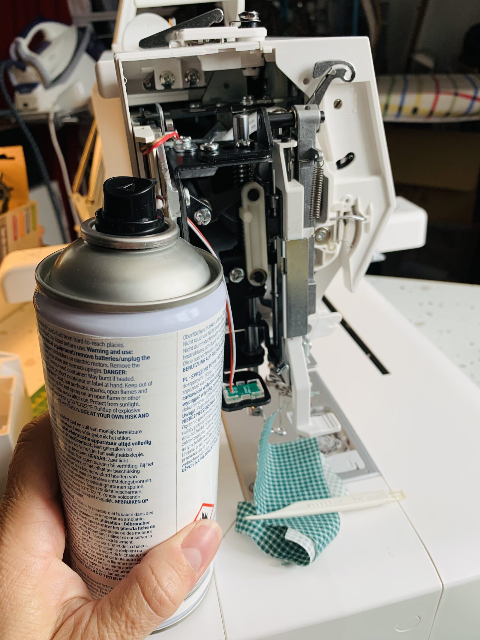 Coucou du dimanche et entretien de mon materiel de couture