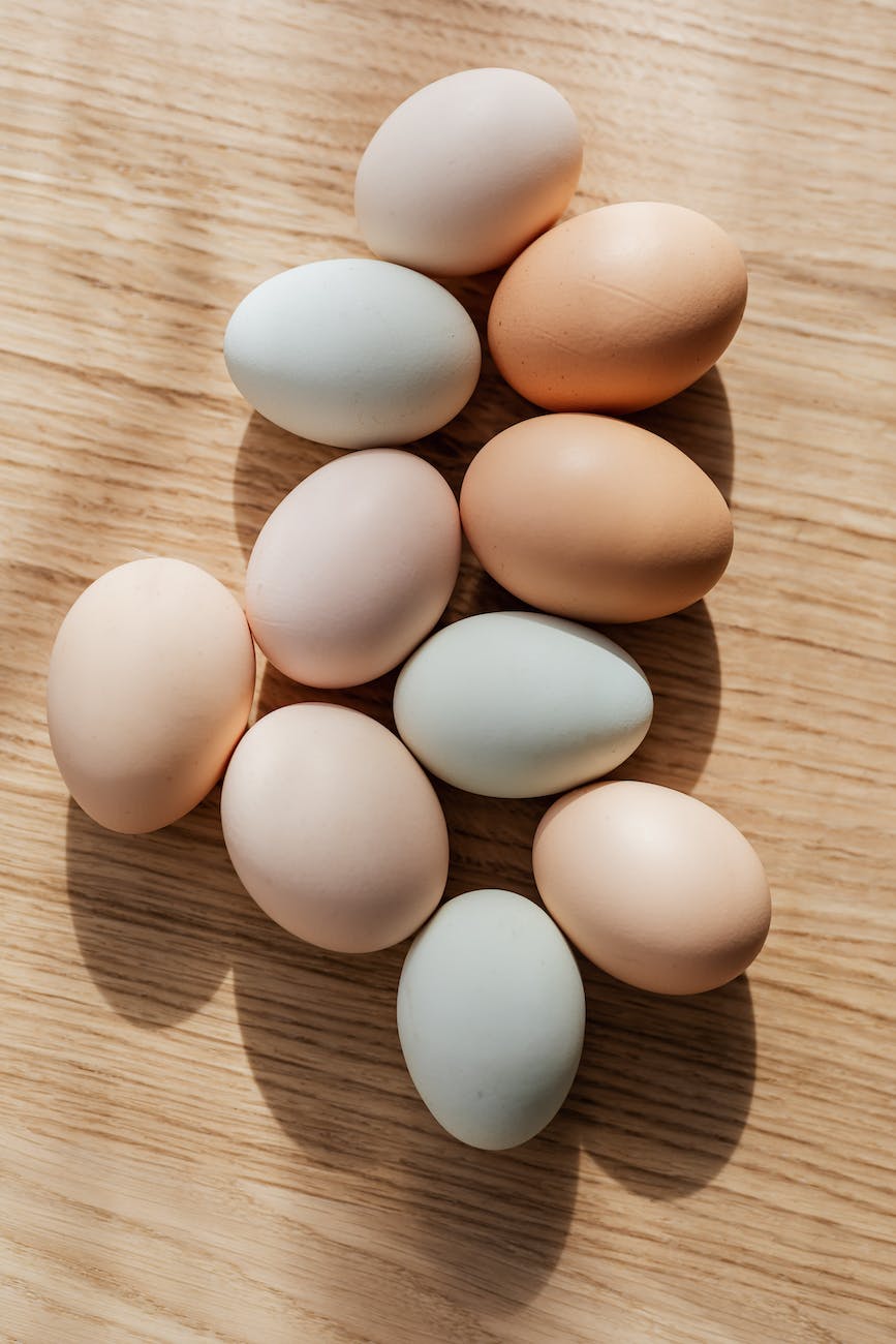 Multi Délices: Recette salée, Oeufs cocotte  au roblochon en yaourtière