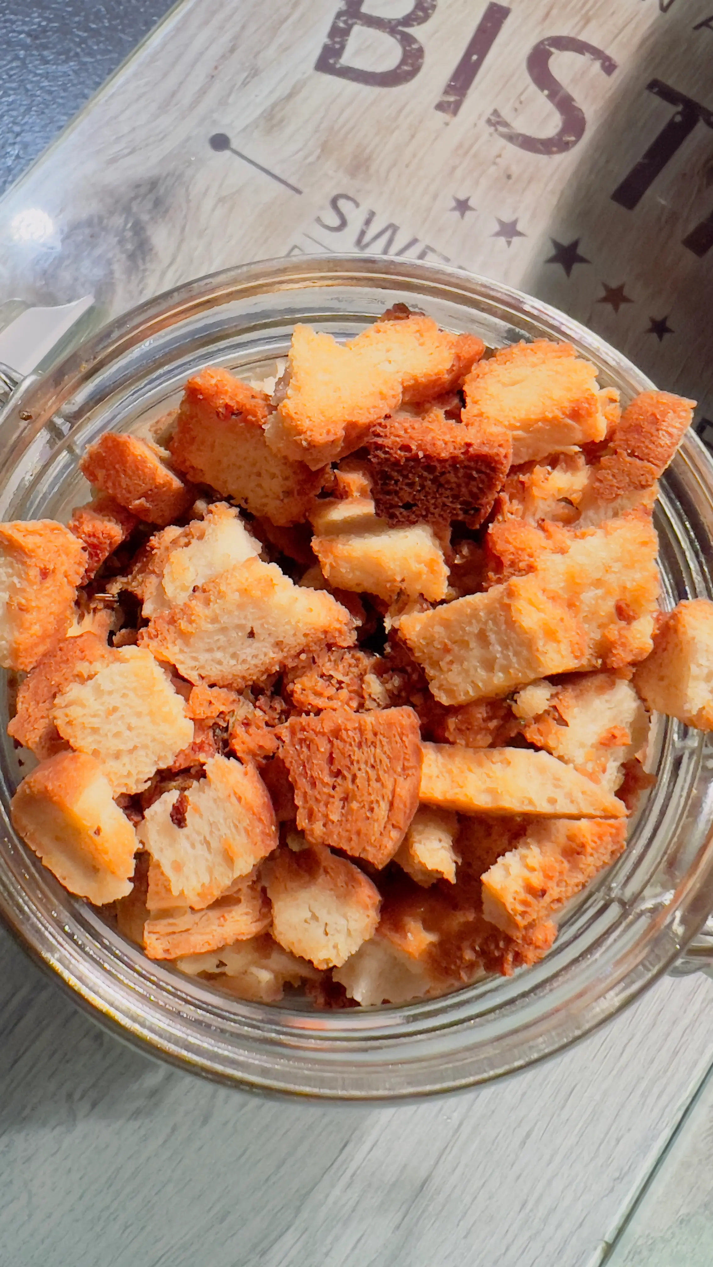 Ne Jetez Pas Votre Pain de Mie: Recette de Croutons